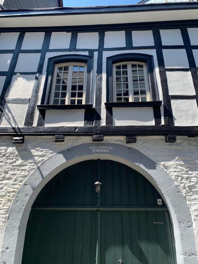 Manoir -1654- Historisch Schlafen In Monschaus Altstadt 外观 照片